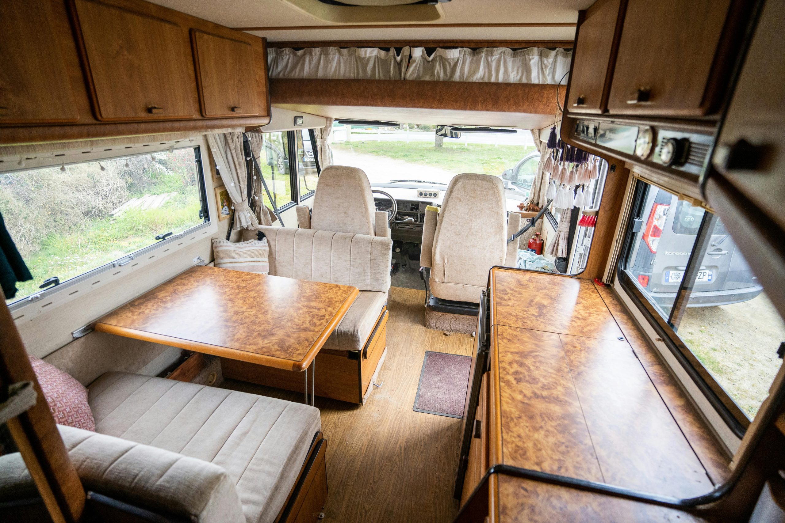 Photo de l'intérieur d'un camping car.